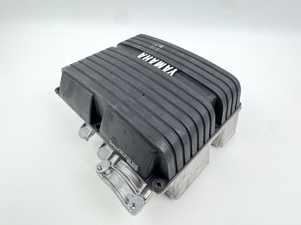 1988 Yamaha 130 HP 2 Stroke Outboard Intake Air Silencer Assembly 6E5-14418-00-00 OEM