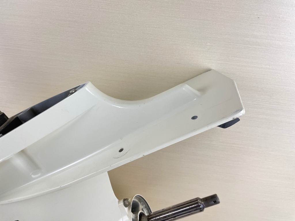 2018 Suzuki 90HP DF90 Outboard 20" Lower Unit Gear Case 55110-87L31-Y5S