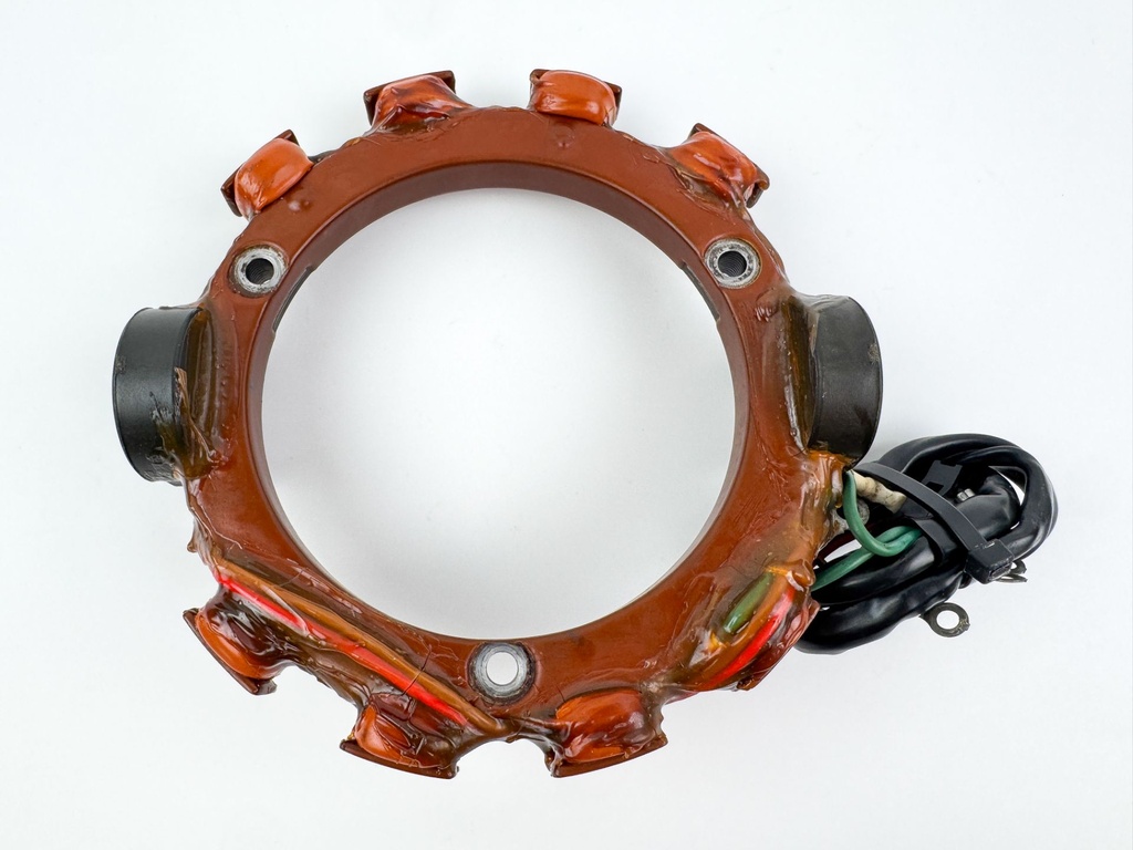 1988 Yamaha 130 HP 2 Stroke Outboard Stator Assembly 6E5-85510-10-00 OEM