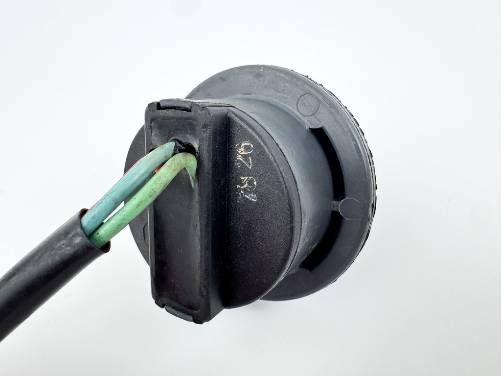 1988 Yamaha 130 HP 2 Stroke Outboard Trim Switch 6E5-82563-00-00 OEM