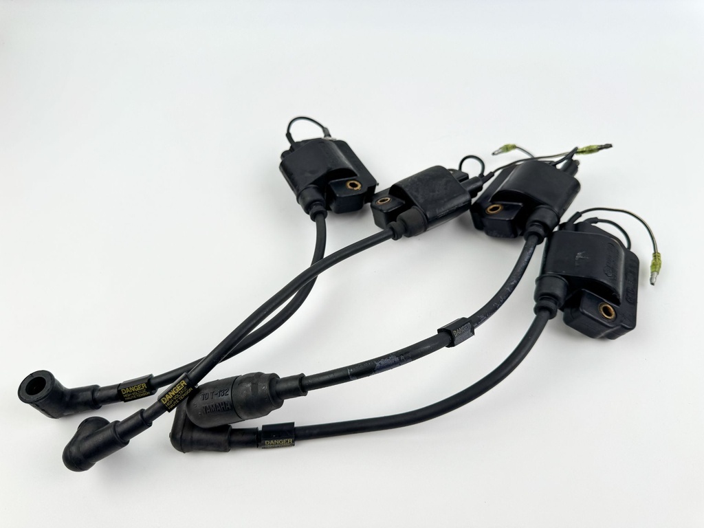 1988 Yamaha 130 HP 2 Stroke Outboard Ignition Coil Set 6E5-85570-11-00 OEM