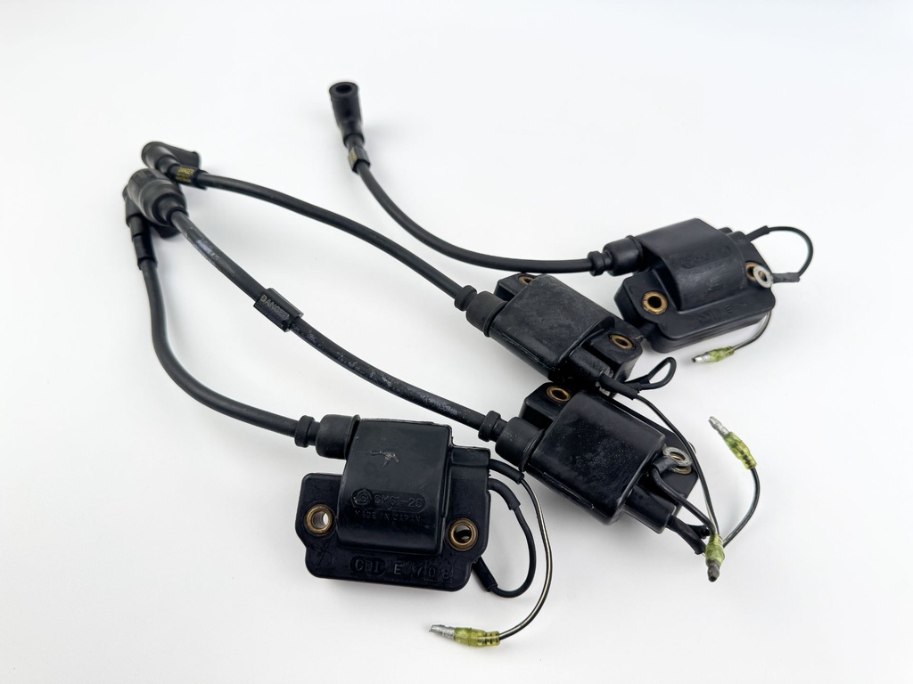 1988 Yamaha 130 HP 2 Stroke Outboard Ignition Coil Set 6E5-85570-11-00 OEM