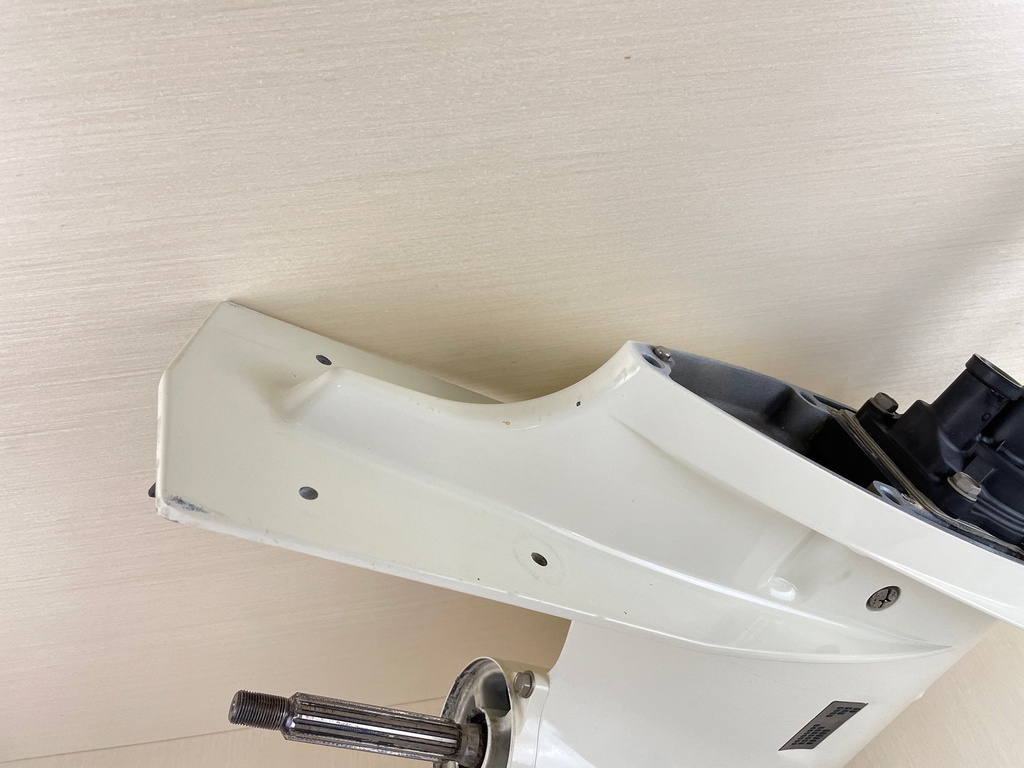 2018 Suzuki 90HP DF90 Outboard 20" Lower Unit Gear Case 55110-87L31-Y5S