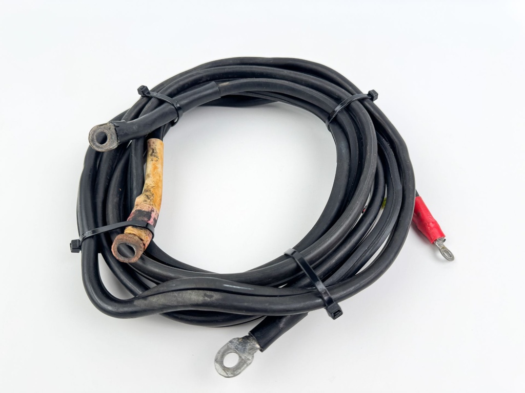 1988 Yamaha 130 HP 2 Stroke Outboard Battery Cables 6E5-82105-11-00 OEM