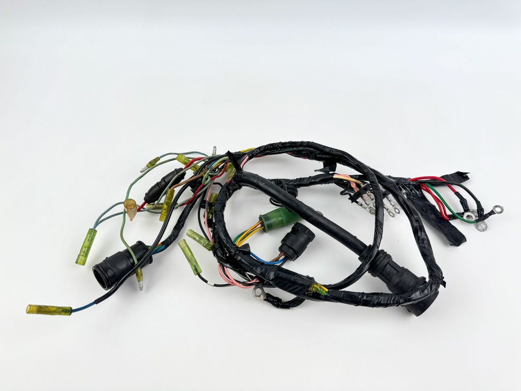1988 Yamaha 130 HP 2 Stroke Outboard Engine Wire Harness 6E5-82590-11-00 OEM