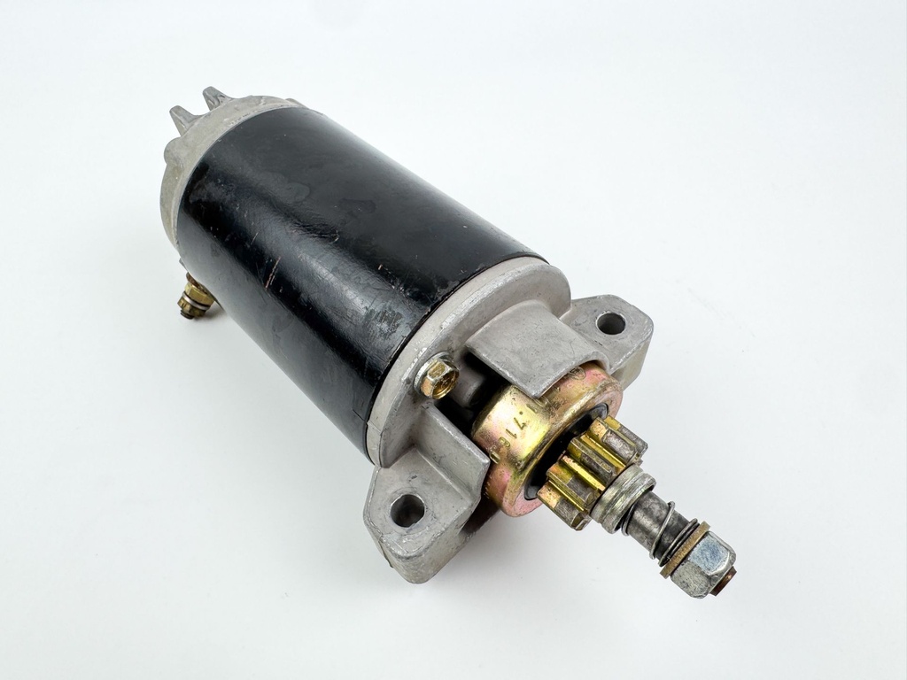 2001 Yamaha 40 HP 4 Stroke Outboard Starter Motor 67C-81800-00-00 OEM