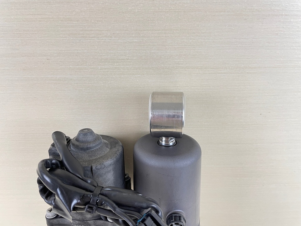 2018 Suzuki 90HP 4 Stroke Outboard Power Trim & Tilt Unit Assembly 48000-87L13