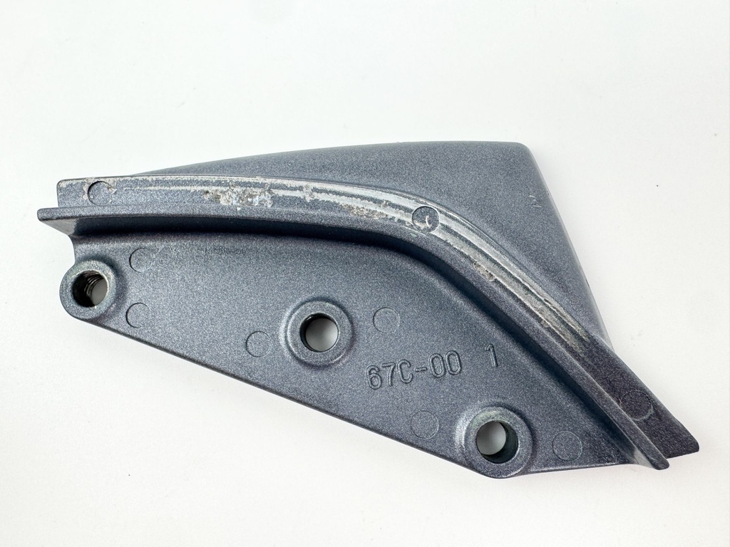 2001 Yamaha 40 HP 4 Stroke Outboard Cable Cover Plate 67C-42738-00-4D OEM