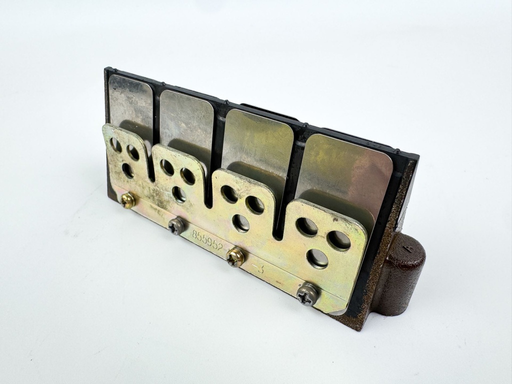 2001 Mercury 150 HP 2 Stroke Outboard Reed Valve Assembly 855952T3 OEM