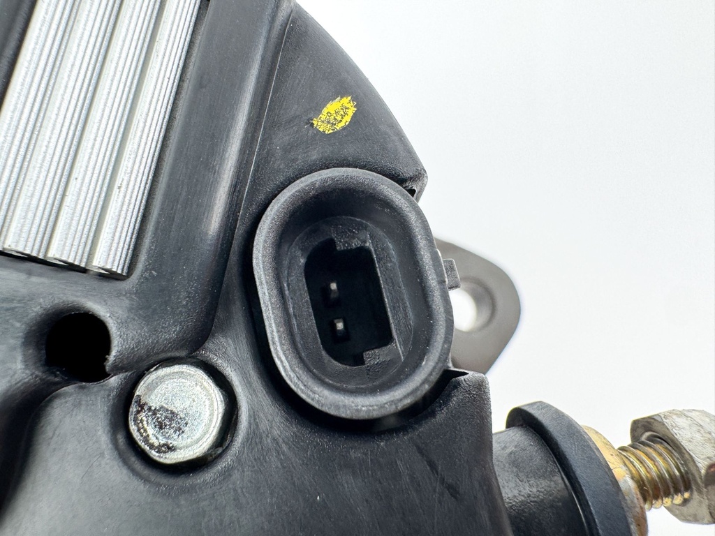 2001 Mercury 150 HP 2 Stroke Outboard Alternator 875285T1 OEM