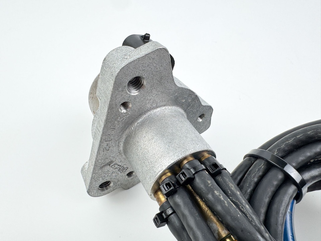 2001 Mercury 150 HP 2 Stroke Outboard Oil Pump 857149T2 OEM