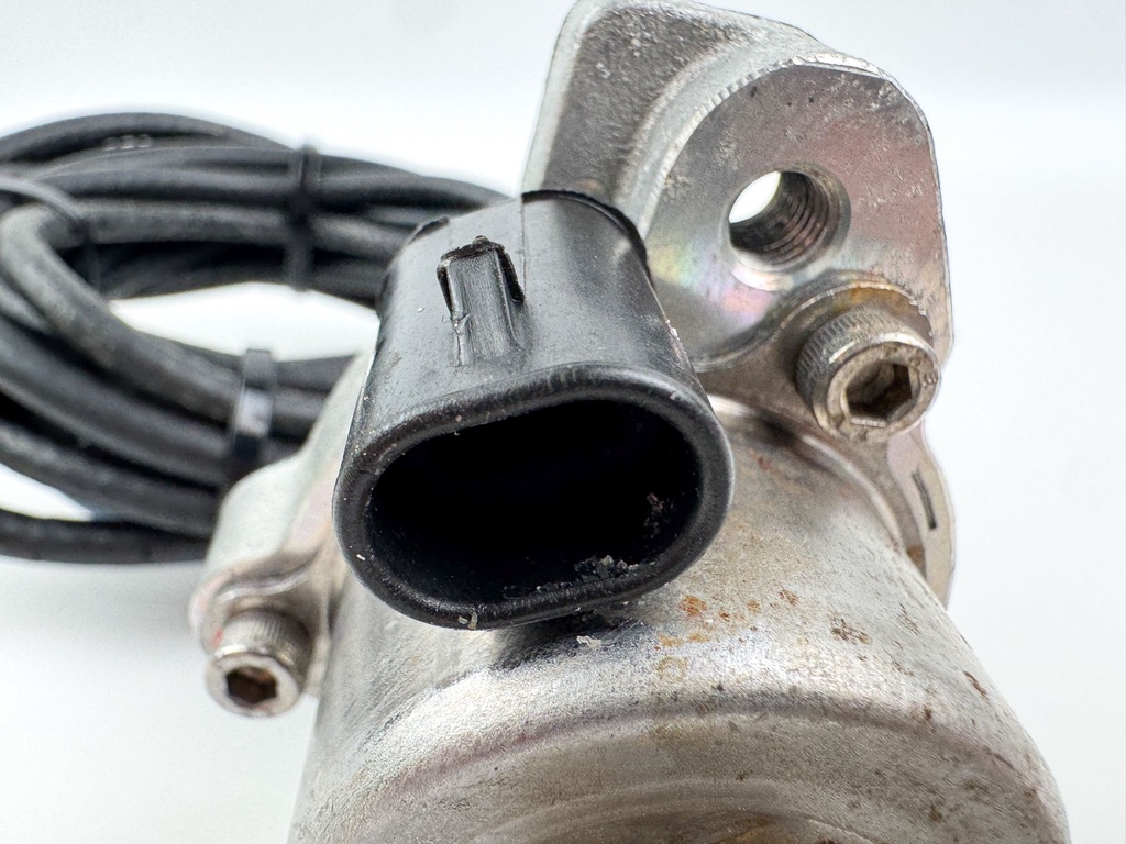 2001 Mercury 150 HP 2 Stroke Outboard Oil Pump 857149T2 OEM