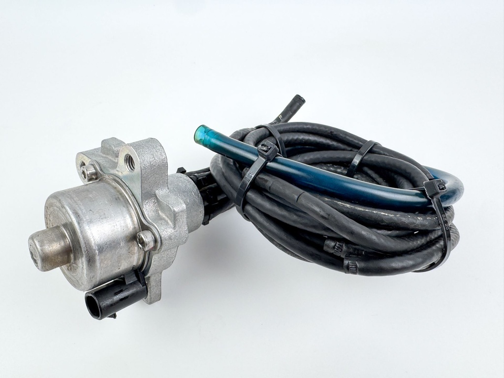 2001 Mercury 150 HP 2 Stroke Outboard Oil Pump 857149T2 OEM