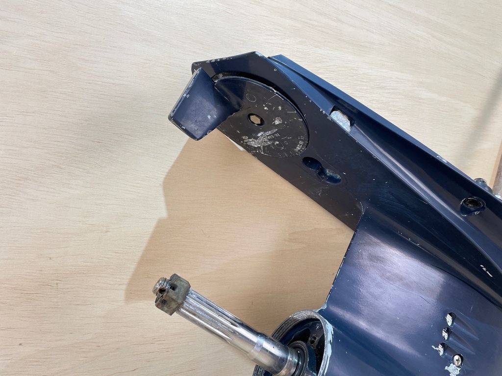 Evinrude Etec 40HP - 60HP Lower Unit Gearcase 20" Shaft Blue 5009330 5006558