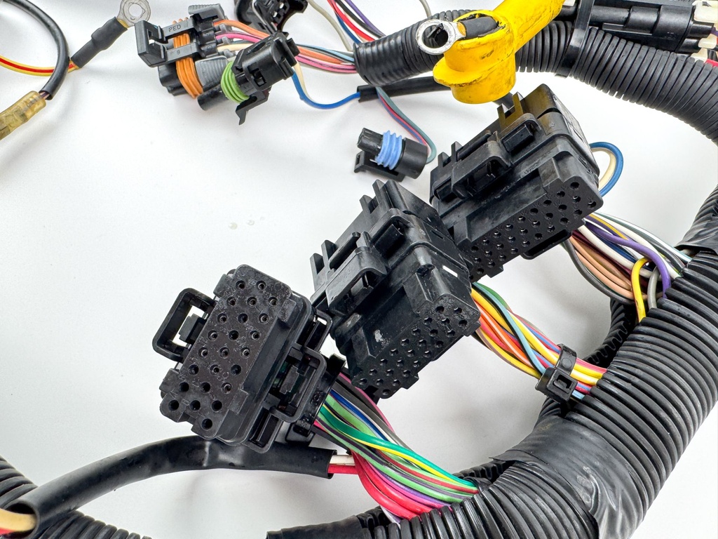 2001 Mercury 150 HP 2 Stroke Outboard Engine Wire Harness 878084T3 OEM