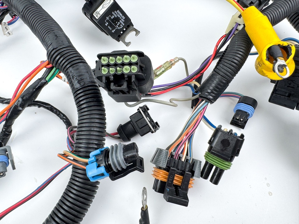 2001 Mercury 150 HP 2 Stroke Outboard Engine Wire Harness 878084T3 OEM