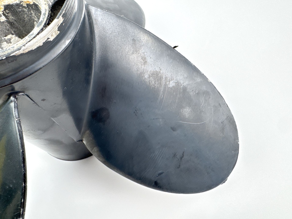 Mercury Quicksilver 4 Blase Aluminum Prop Propeller 15" X 16P Right Hand