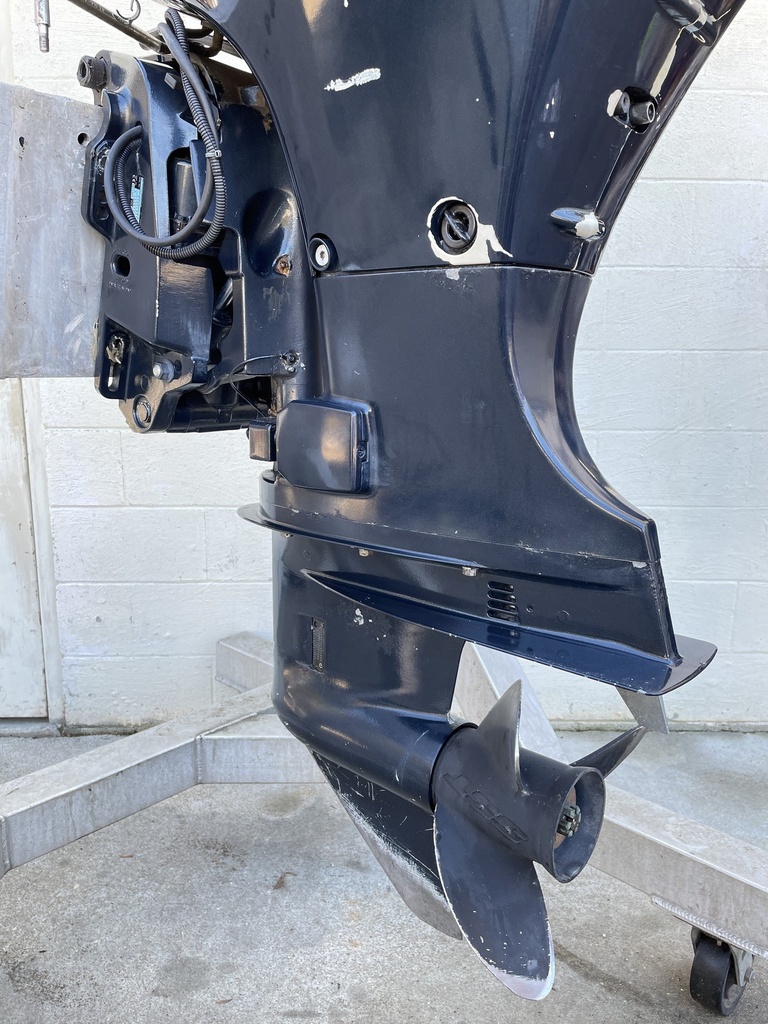 2000 Johnson / Suzuki 70HP 4 Stroke Outboard With 20" Shaft 171 Hours