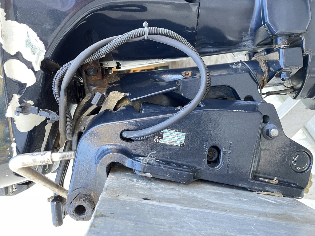 2000 Johnson / Suzuki 70HP 4 Stroke Outboard With 20" Shaft 171 Hours