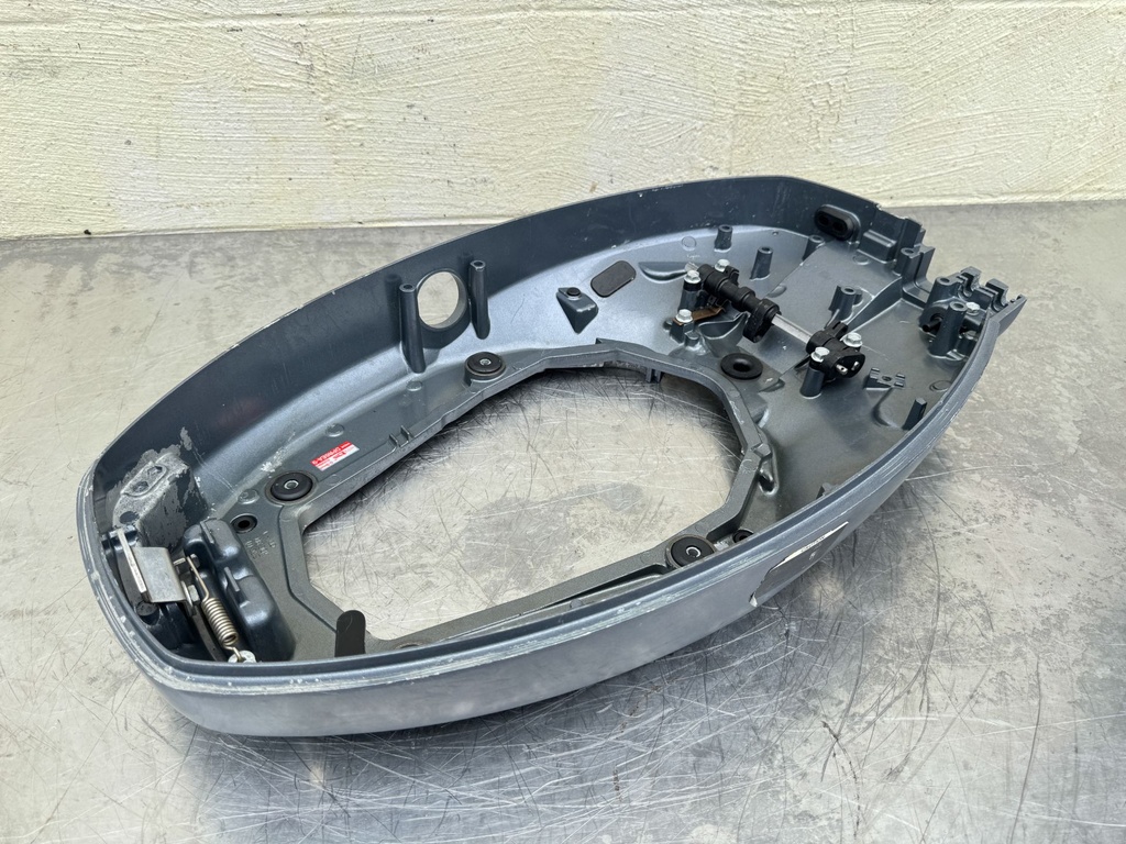 2001 Yamaha 40 HP 4 Stroke Outboard Bottom Cowling Pan 67C-42710-10-4D OEM