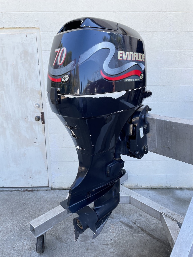 2000 Johnson / Suzuki 70HP 4 Stroke Outboard With 20" Shaft 171 Hours