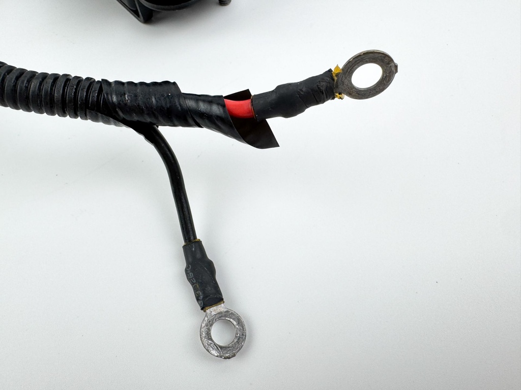 2001 Yamaha 40 HP 4 Stroke Outboard Trim Tilt Relay 6H1-81950-00-00 OEM