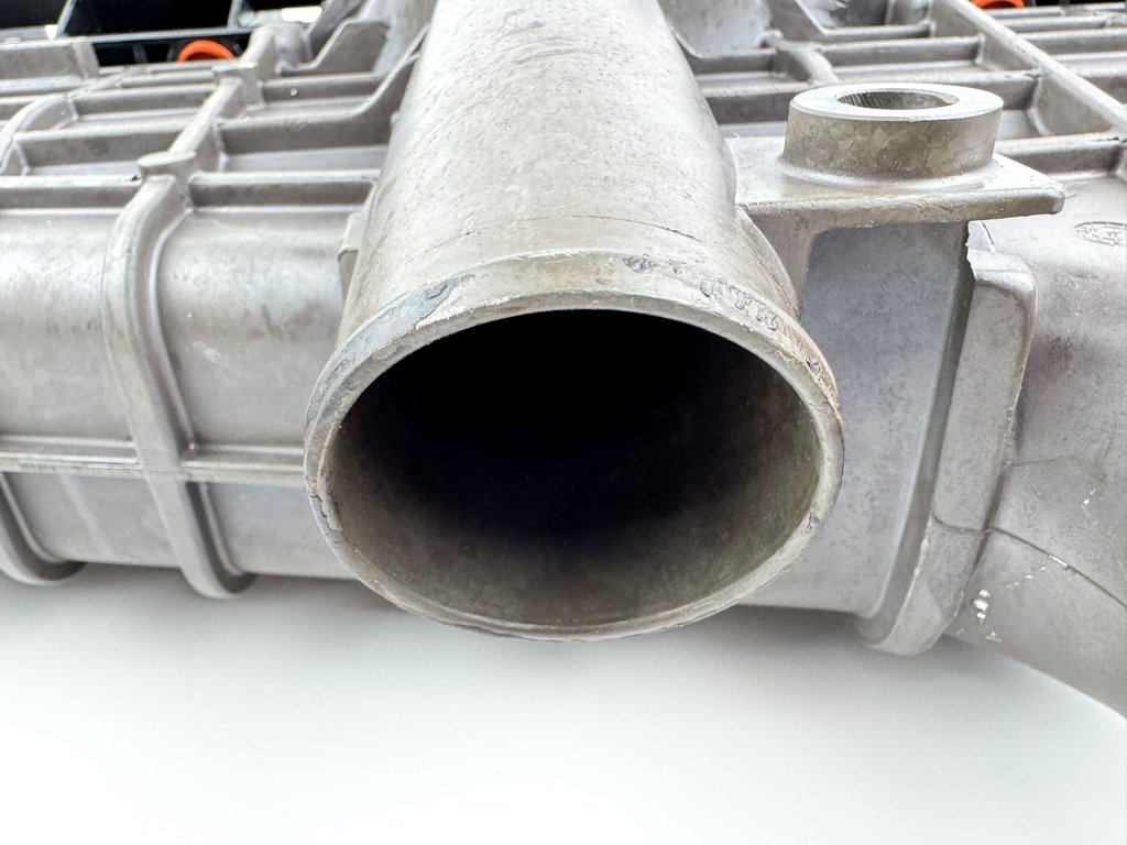 2014 Mercury 300 HP 4 Stroke Outboard Intercooler IAFM 8M0092408 OEM