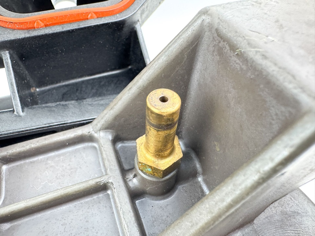 2014 Mercury 300 HP 4 Stroke Outboard Intercooler IAFM 8M0092408 OEM