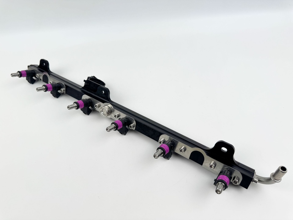 2014 Mercury 300 HP 4 Stroke Outboard Fuel Injector Set W/ Rail 8M0041571 OEM