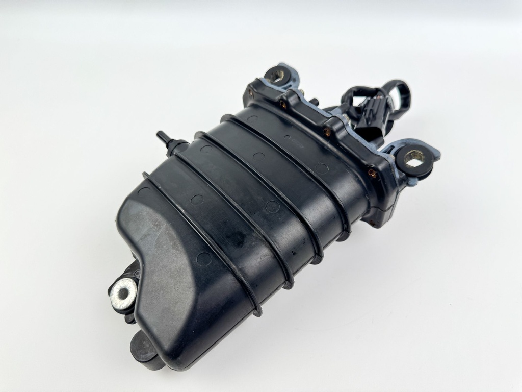 2014 Mercury 300 HP 4 Stroke Outboard FSM Fuel Supply Module 880596T10 OEM