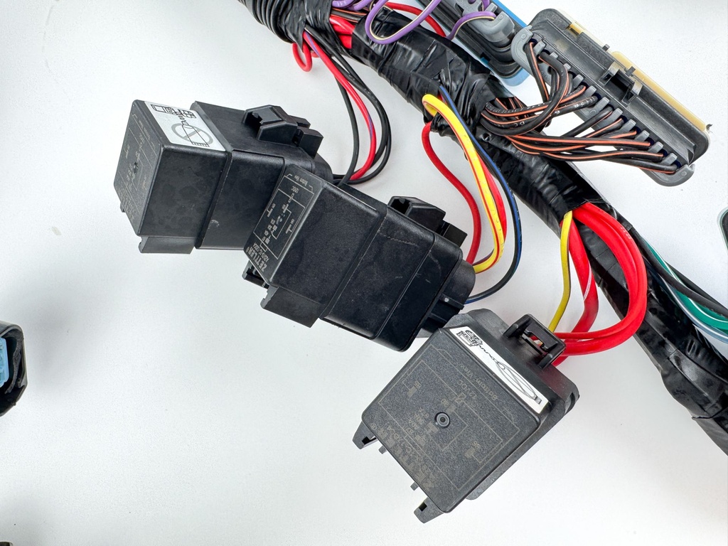 2014 Mercury 300 HP 4 Stroke Outboard Engine Wire Harness 880616T07 OEM