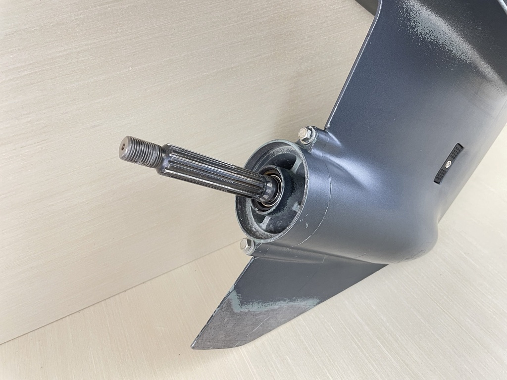 1995 - 2005 Yamaha 40HP 50HP 2 Stroke Long Lower Unit Gear Case Assembly 