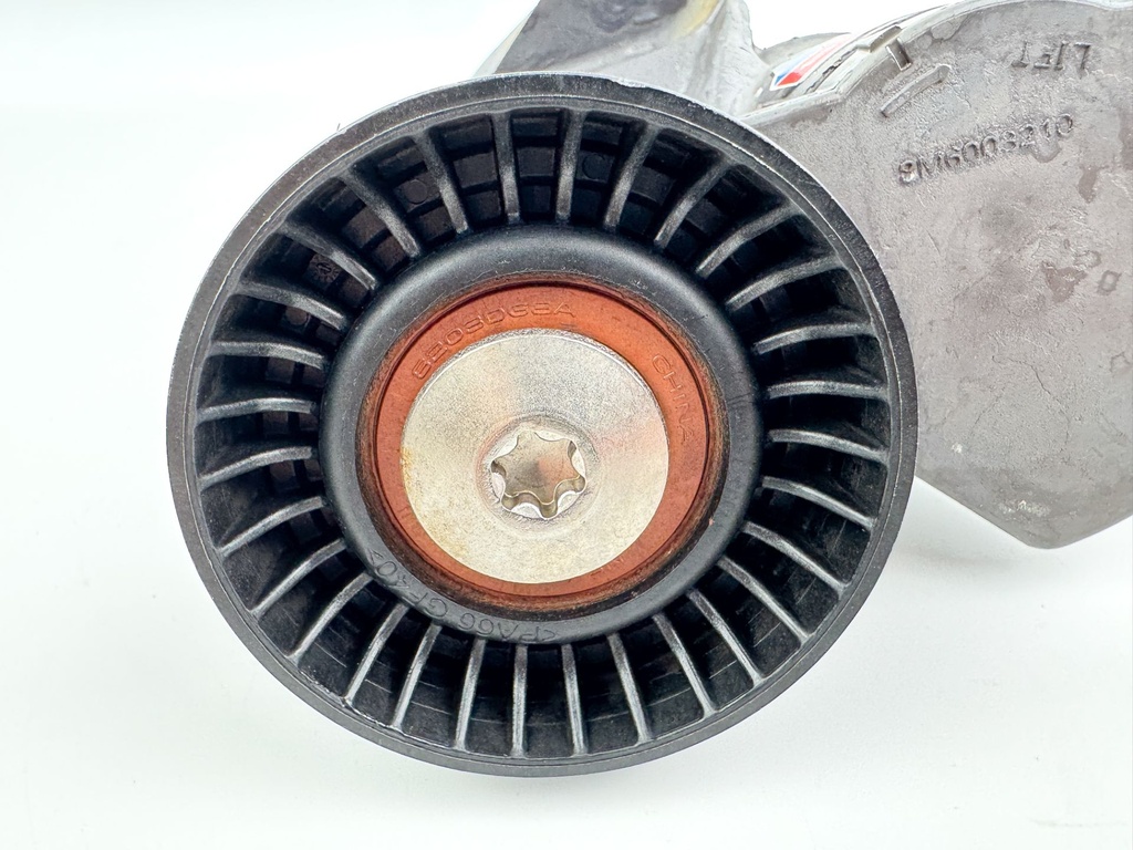 2012 Mercury 300 HP 4 Stroke Outboard Belt Tensioner 885349T05 OEM