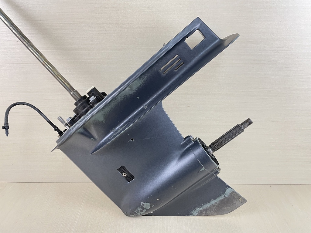 1995 - 2005 Yamaha 40HP 50HP 2 Stroke Long Lower Unit Gear Case Assembly 