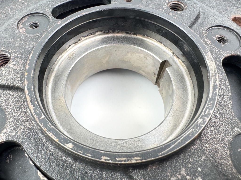 2012 Mercury 300 HP 4 Stroke Outboard Flywheel 888983T03 OEM