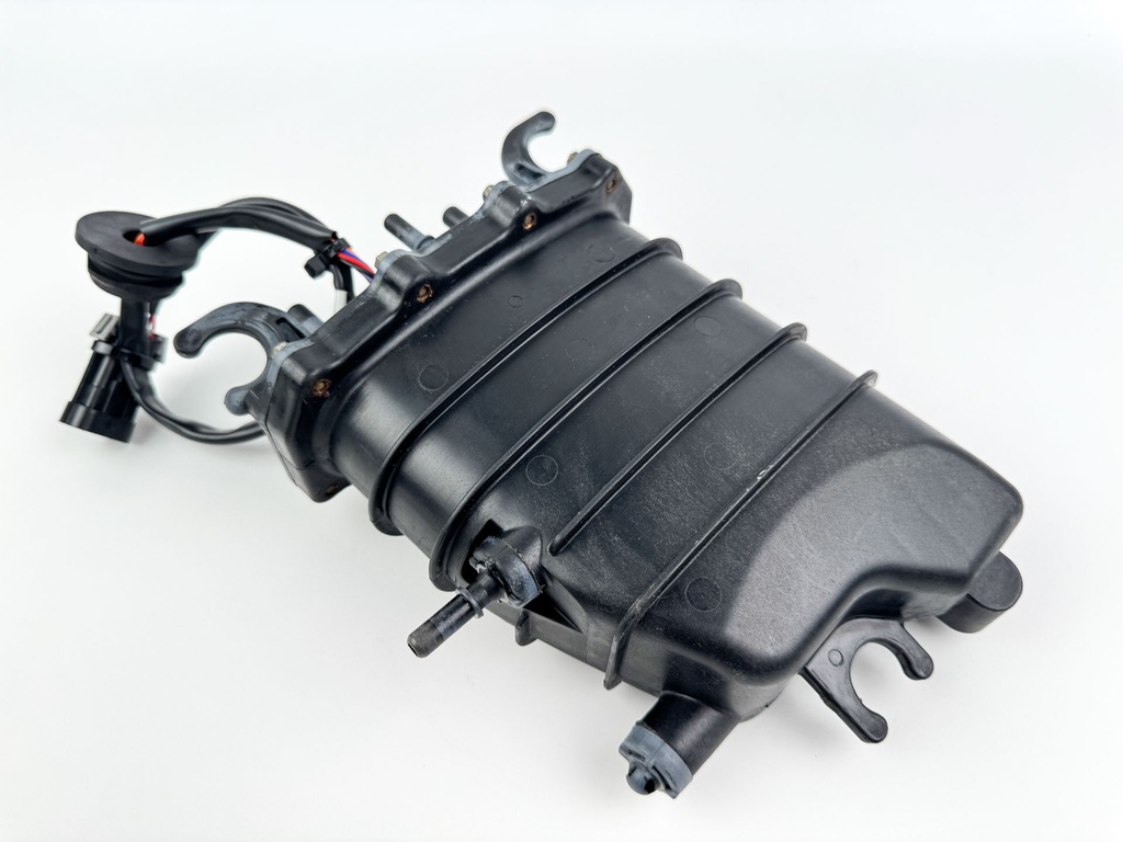 2012 Mercury 300 HP 4 Stroke Outboard FSM Fuel Supply Module 880596T10 OEM