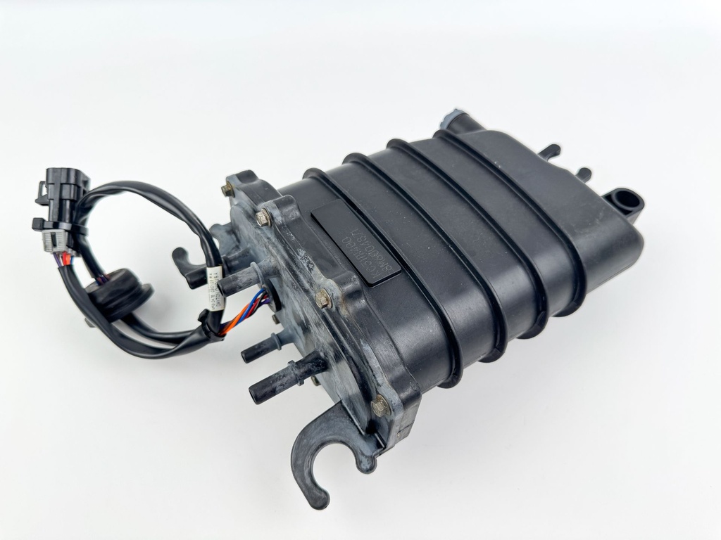 2012 Mercury 300 HP 4 Stroke Outboard FSM Fuel Supply Module 880596T10 OEM