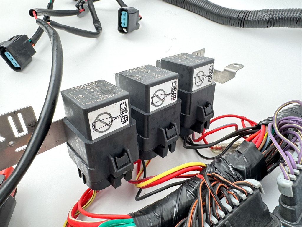 2012 Mercury 300 HP 4 Stroke Outboard Engine Wire Harness 880616T07 OEM