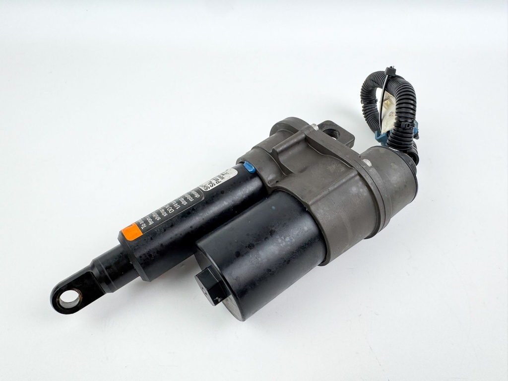 2015 Mercury 300 HP 4 Stroke Outboard Shift Actuator 8M0048114 OEM