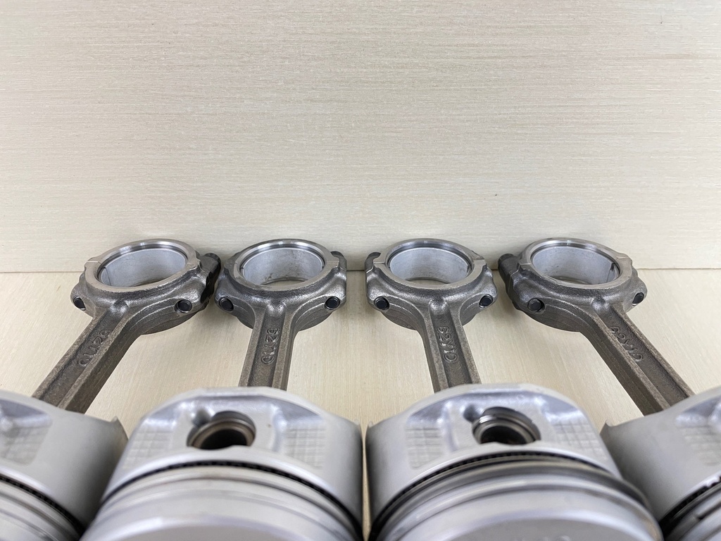 2006 Yamaha 50HP 4 Stroke Outboard Piston & Connecting Rod Assembly Set 69W-11631-00-97