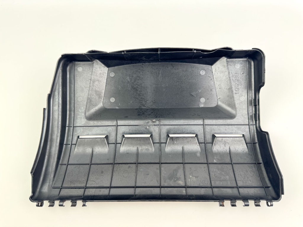 2015 Mercury 300 HP 4 Stroke Outboard Electrical Box Plastic Cover 885561T OEM