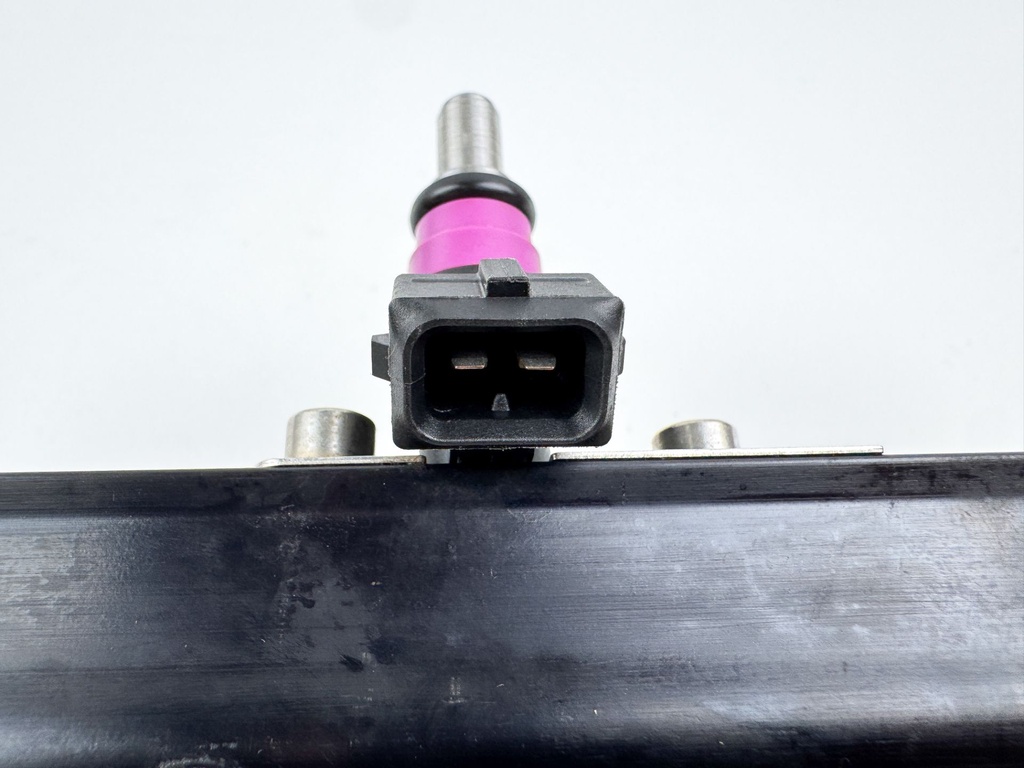 2015 Mercury 300 HP 4 Stroke Outboard Fuel Injector Set W/ Rail 8M0041080 OEM