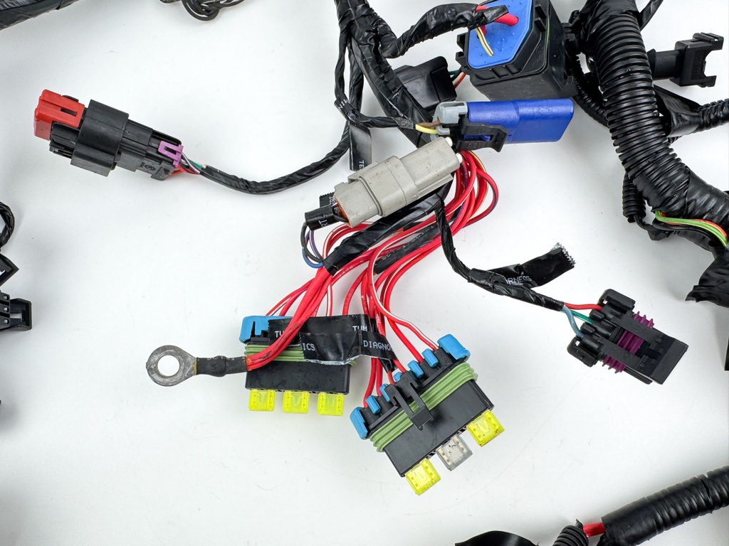 2015 Mercury 300 HP 4 Stroke Outboard Engine Wire Harness 8M0102454 OEM