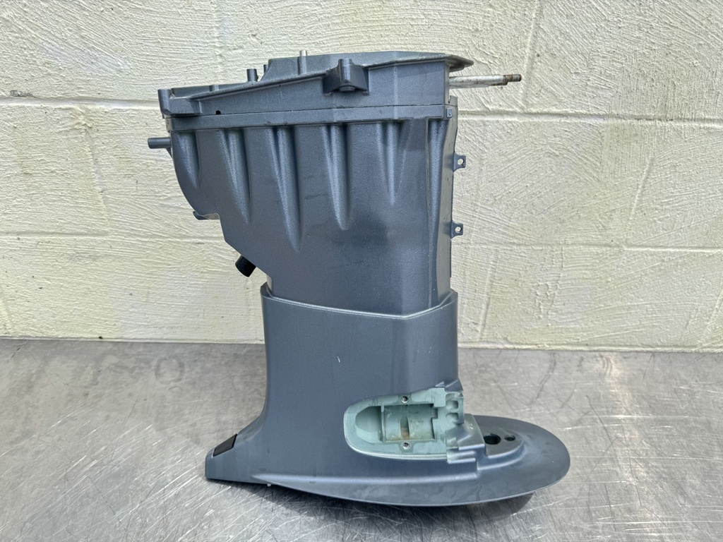 2001 Yamaha 40 HP 4 Stroke Outboard Upper Casing Midsection 62Y-15311-01-5B OEM