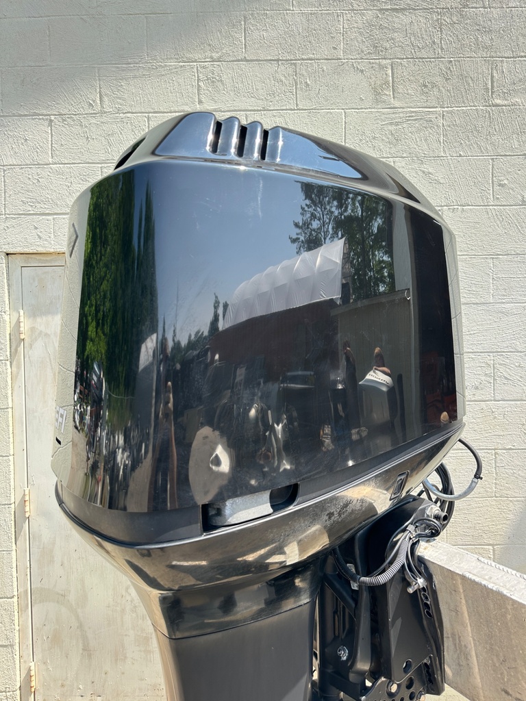 2003 Mercury 225HP 2 Stroke EFI Outboard Engine W/ 25" Shaft - Good Condition