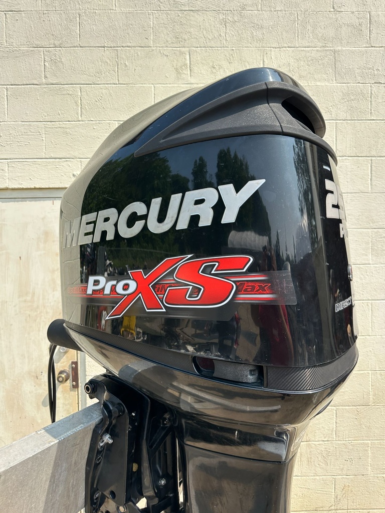 2013 Mercury 250HP ProXs Pro Xs Outboard Engine W/ 20" Shaft 2 Stroke