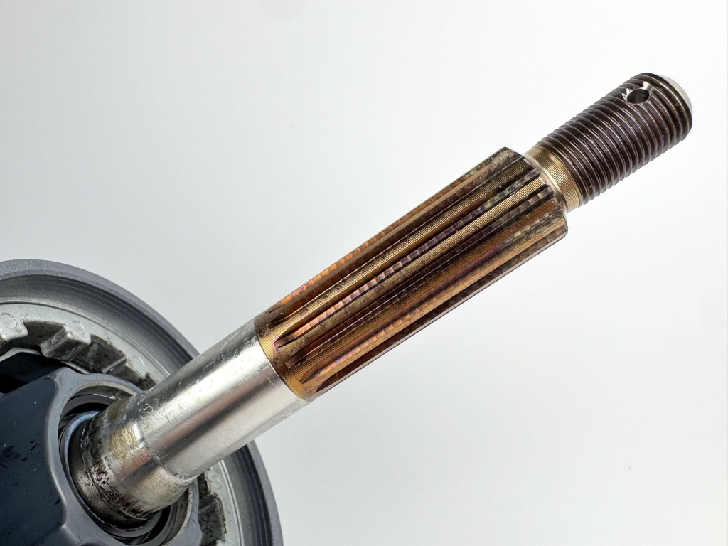 Yamaha 175 200HP I4 25" XL Lower Unit Gear Case Brand New