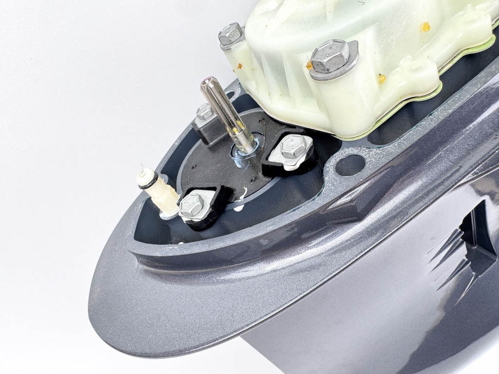 Yamaha 175 200HP I4 25" XL Lower Unit Gear Case Brand New