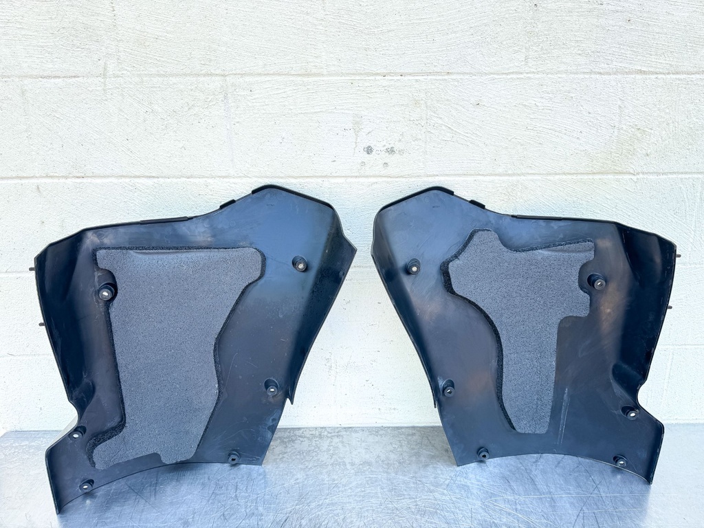 2012 Mercury 300HP 4 Stroke Verado Outboard Lower Apron Cover Set XL