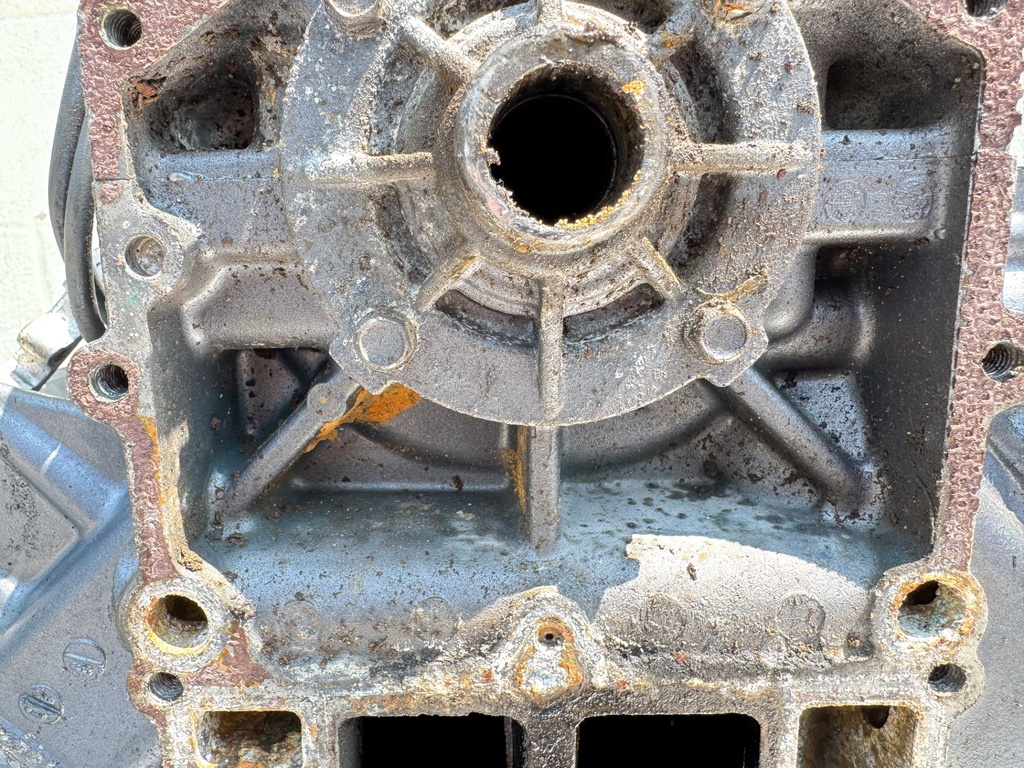 1988 Yamaha 130 HP 2 Stroke Outboard Powerhead 6L1-W0090-02-EK OEM